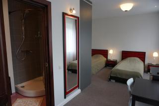 Seven Sisters Apartments with Self Check-In - 7