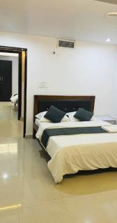 Shiv Palace Hotel & Banquet - 6