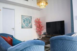 Luxury 2BR Escape in Oasis 2 Masdar City - 3