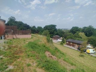 11B Upton Lakes & Lodges Fishing Hot Tub Lodge - 9