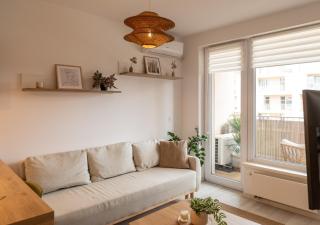 Designer Apt near Old Town with AC, Private Parking, Loggia - 4