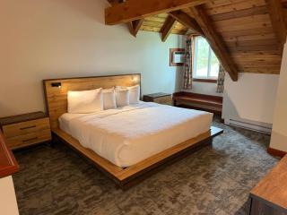 Painter's Lodge - 9