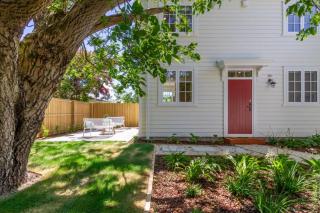 Sydenham 2BR New Build, Games Room - 5