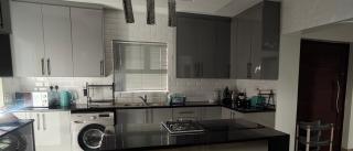 Naomy's Place - 3
