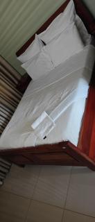 Naomy's Place - 1