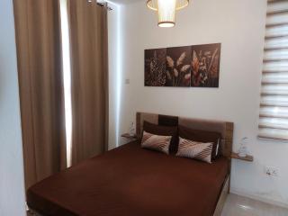 Paramount Apartment - 4