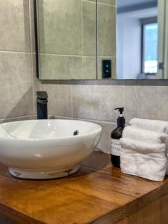 Chic Studio | Heart of Melbourne CBD - 5