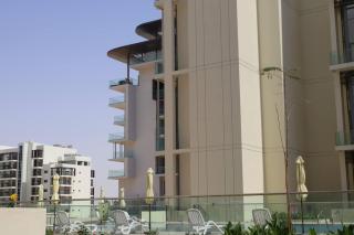 Luxury 2BR Retreat in Oasis 2 Masdar City - 3