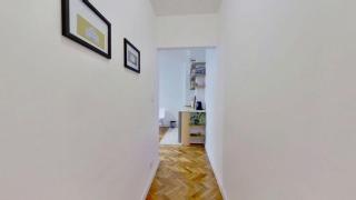 C&E House - 8