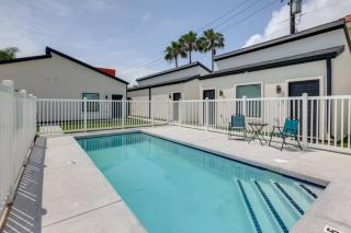 Studio #5 Boutique Coastal Studio w/ Pool - 8