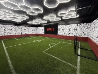 Buddha Mansion Compound - Pickle Ball - Basket ball - Pool - Hot Tub - Sauna Game Room and much more - 5