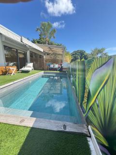 Fully-equipped house with pool - 9