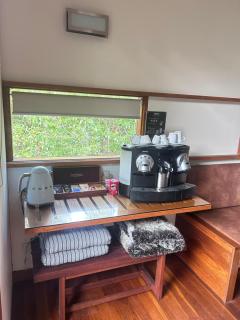 Montville Ocean View Cottages - 1