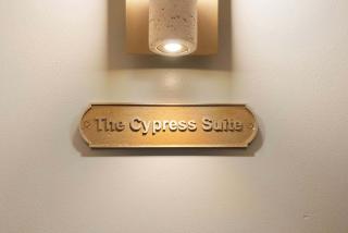 The LUX at Craftsman - Heart of Old Town Studio 3 - 5