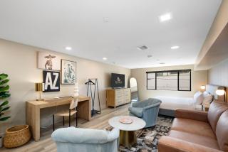 The LUX at Craftsman - Heart of Old Town Studio 3 - 2