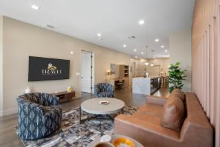 The LUX at Craftsman - Old Town Penthouse 1 - 4