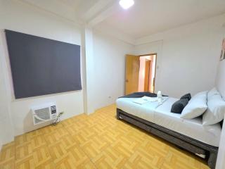 U3San Miguel Townhouse 2BR unit near IT Park with Free Parking - 9