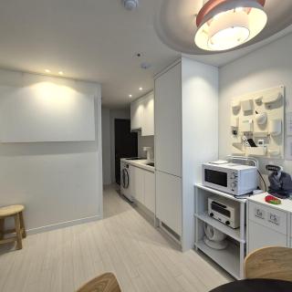 Stay in Seoul, 3 min to Seoul Station, New Apt, 3 Air Conditioners, Elevator, Rooftop, Quiet & Cozy - 6