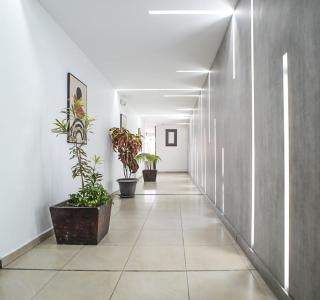 Elegancia y Confort Depto Amplio en Zona Premium - 5