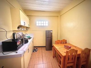 2 Bedrooms with free parking - 6