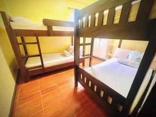 2 Bedrooms with free parking - 5
