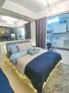 Azure Urban Resort by Honey Crema - 0