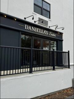 Daniella's Suites - 8