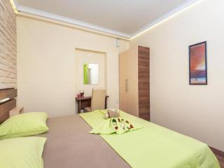 Villa Goldfield - One Bedroom Apartment with Balcony - 5