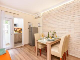 Villa Goldfield - One Bedroom Apartment with Balcony - 8