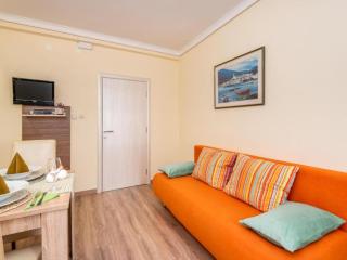 Villa Goldfield - One Bedroom Apartment with Balcony - 0