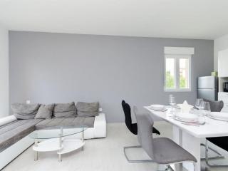 Apartments and Room Ljubica i Branko - Two bedroom Apartment A3 Dani - 9