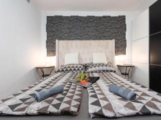 Superior Two Bedroom Apartment with Terrace - 3