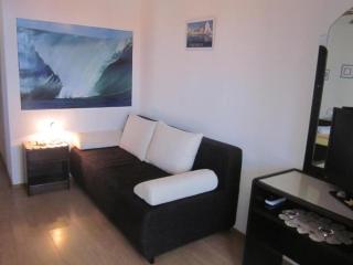 One-Bedroom Apartment with Terace with Sea View - 0
