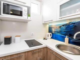 Villa Goldfield - Comfort One Bedroom Apartment with Sea View and Balcony - 6