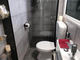 Two Bedroom Apartment with Terrace - 4