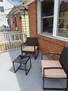 Spacious Family Friendly 3BDR Home near NYC, Outdoor Porch, 2 FREE Parking Space, 8min Walk to Train Station, Close to EWR, Manhattan - 7