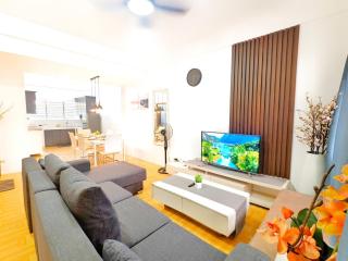 U12San Miguel Townhouse 4 BR near IT Park Free Parking 2 Cars - 8