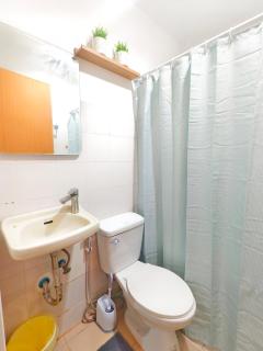 U12San Miguel Townhouse 4 BR near IT Park Free Parking 2 Cars - 7