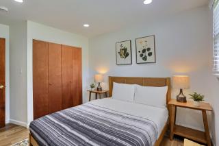 Stylish and Accessible 5 Bedroom, 2 Bathroom Home in Cranberry, Pittsburgh - 4