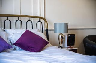 Modern Private Ensuite Room in Chatham - 8