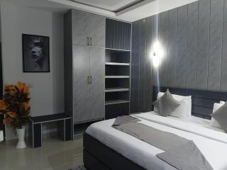 Emirates Star Hotel & Suites - 3