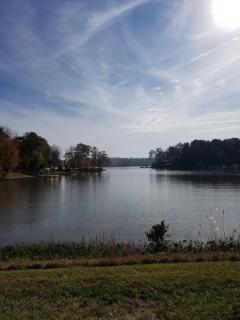 Right at Lake Tobesofkee 10 miles from downtown - 3