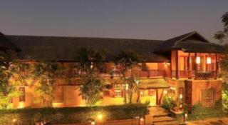Baan Lapoon Hotel - 2