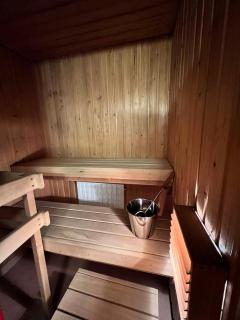 Air-conditioned city apartment with sauna - 8
