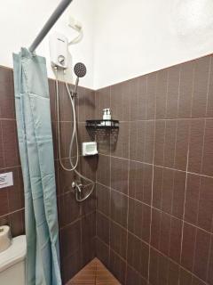 U4 La Guardia Townhouse 2 BR Unit Free Parking near IT Park - 1