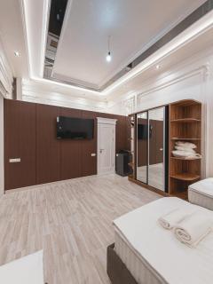 As-Mira Hotel - 1