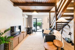 Sherborne Courtyard Retreat 1br with Parking - 0