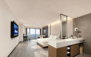 Atour Hotel Suzhou Jinji Lake East Park High-Speed Rail Station - 0