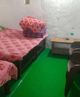 Jakhmola Homestay - 1
