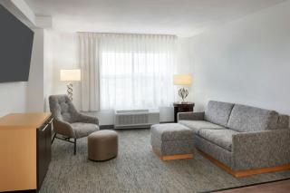 TownePlace Suites by Marriott Thunder Bay - 4